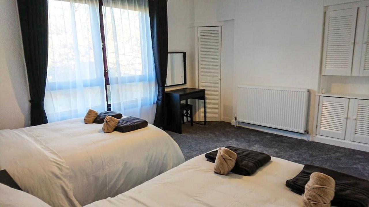 Carnock Road Apartment - Silverburn Shopping Centre Glasgow Eksteriør billede